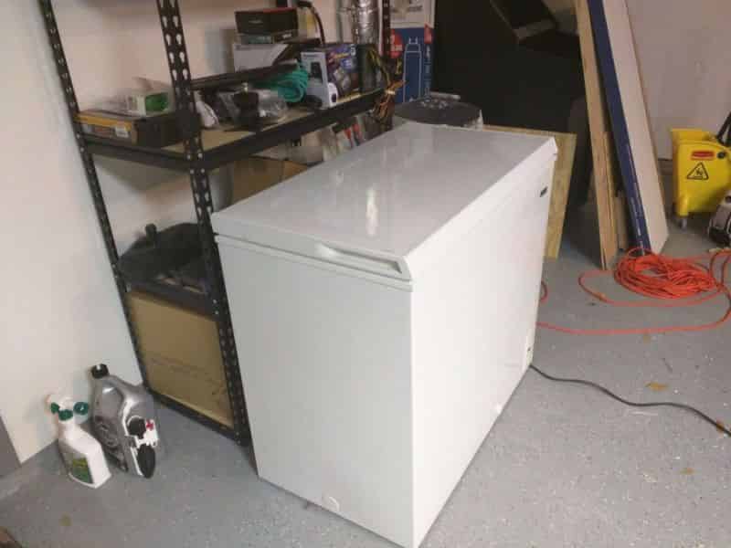 7.1 cu/ft freezer – in the garage